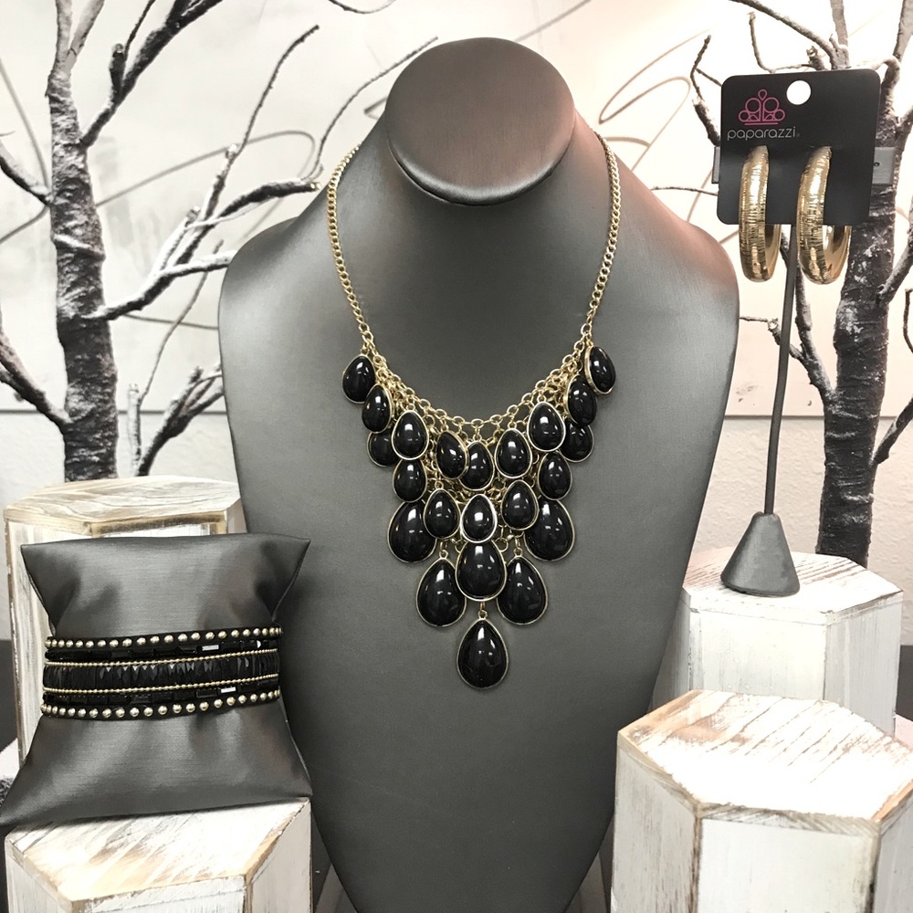 Paparazzi Gorgeous Gold & Black 3 pc set